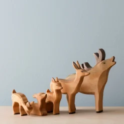 Odin Parker *New* 16-Piece Waterfall Scene With Deer