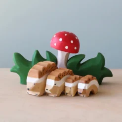 Odin Parker Hedgehog Family & Mushroom Set