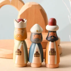 Gnezdo Handmade Wooden Peg Dolls Nativity Scene