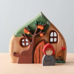 Odin Parker Handmade Wooden Fairy Cottage *New*