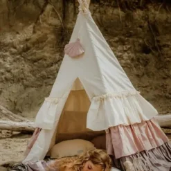 Odin Parker Teepee With Frills And Mat Set