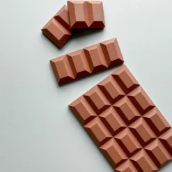 Goru V Dom *New* Magnetic Wooden Chocolate Bar