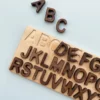 Oyuncak *New* Uppercase Walnut Alphabet Puzzle