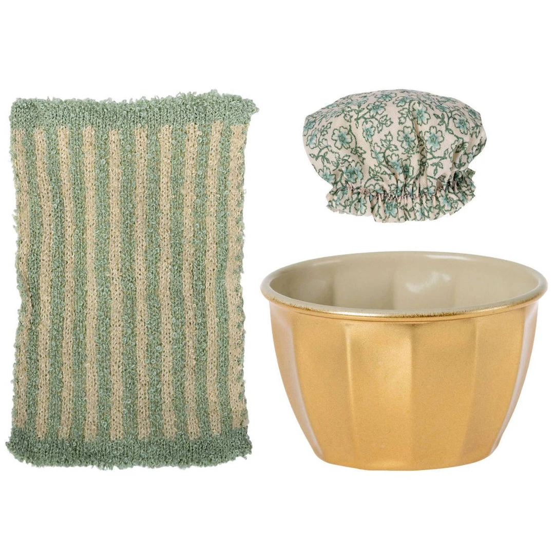 Maileg Wellness Mouse, Big Sister 6 Maileg Wellness Mouse, Big Sister