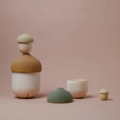 Raduga Grez Nesting Acorns