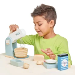 Tender Leaf Toys Wooden Baking Set