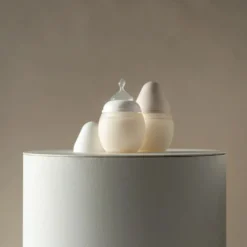 Élhée Medical Grade Silicone Baby Bay Bottle *New* 24 Élhée Medical Grade Silicone Baby Bay Bottle *New*