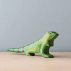 Forest Melody *New* Handmade Wooden Iguana