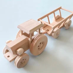 Vendor-unknown *New* Handmade Wooden Tractor